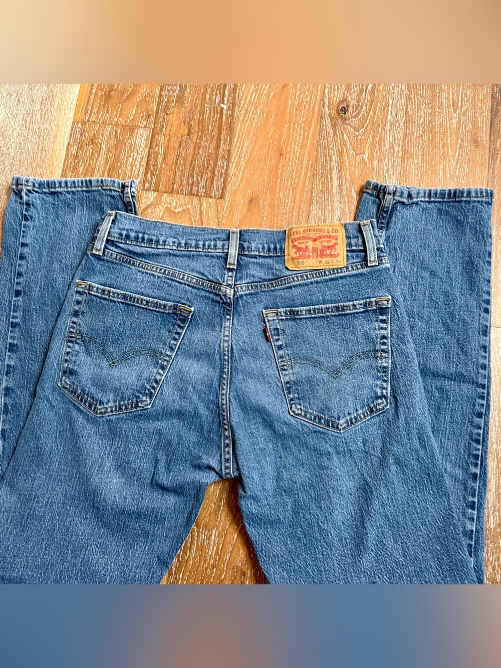 Levi's 505 Men's Blue Straight Leg Classic Denim Jeans 32 x 34 - Picture 8 of 11